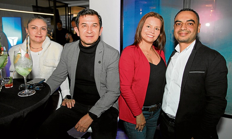 Divanelly Díaz, Luis Fernando Castillo, Jackeline Escobar y Diego León Obando