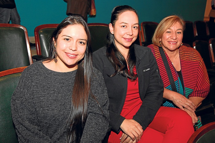 Juliana Saldarriaga, María Paz Tabares y Julieta Tabares.