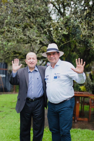 Apoyo de general retirado Foto | Cortesía | LA PATRIA