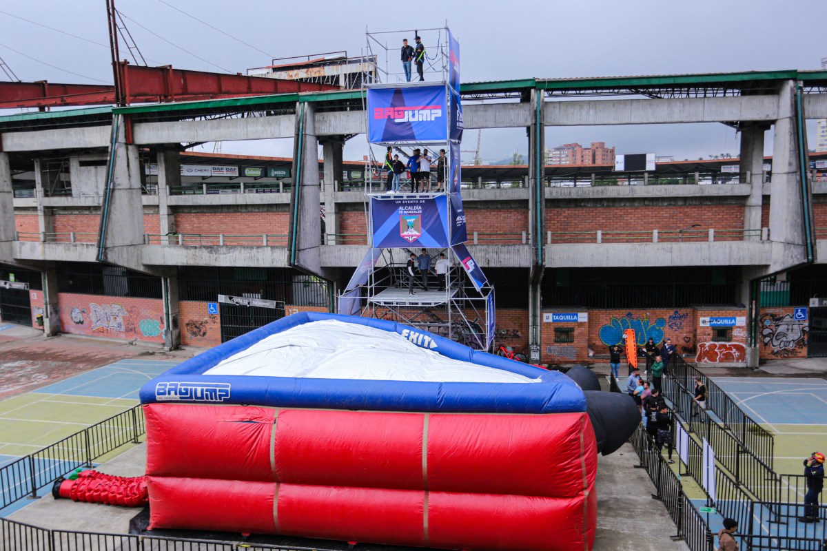 Bag Jump Feria de Manizales, en la Unidad Deportiva Palogrande