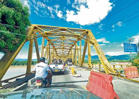 Por avances en el puente Foto | Freddy Arango | LA PATRIA