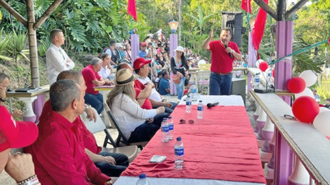 Se reunieron con simpatizantes liberales Foto | Cortesía | LA PATRIA