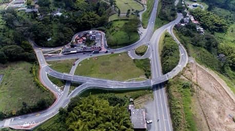 Una nueva obra facilita la conexión entre Manizales y Pereira en la doble calzada.