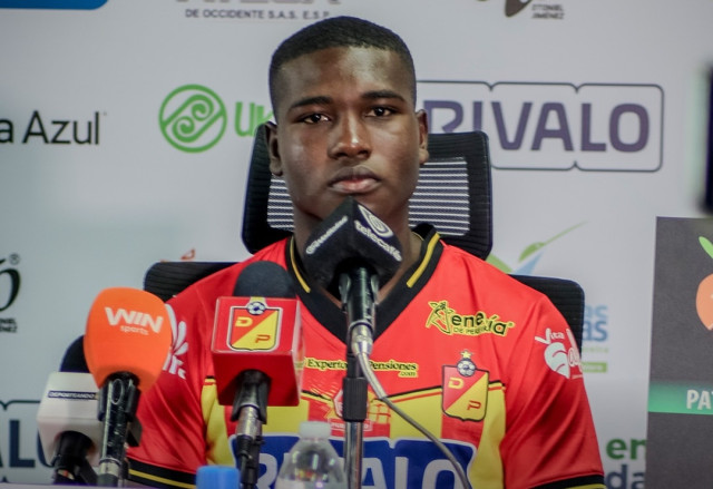 Julián Bazán, juvenil que viene sumando partidos con el equipo titular