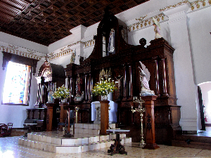 Altar de la Basílica Menor de la Inmaculada Concepción de Salamina. Foto | Luis Fernando Rodríguez 