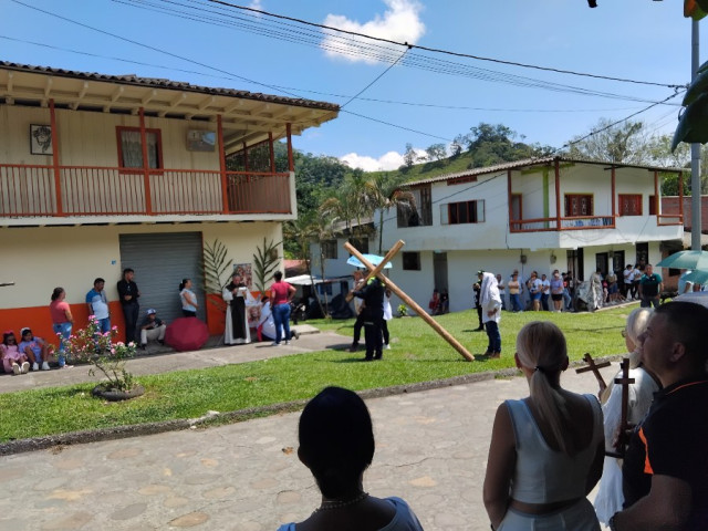 Viacrucis Pueblo Nuevo Pensilvania Caldas 