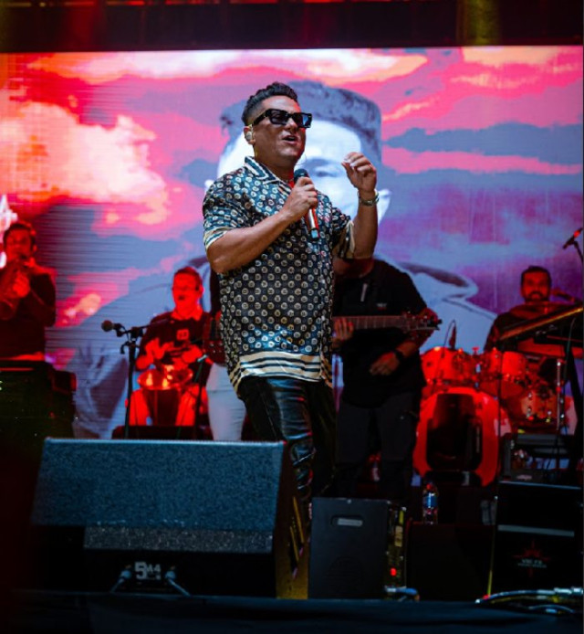 Foto | Cortesía Luis Rojas | LA PATRIA   Para Osmar Pérez era difícil cantar su canción Quédate Conmigo, porque no tiene un coro repetitivo.