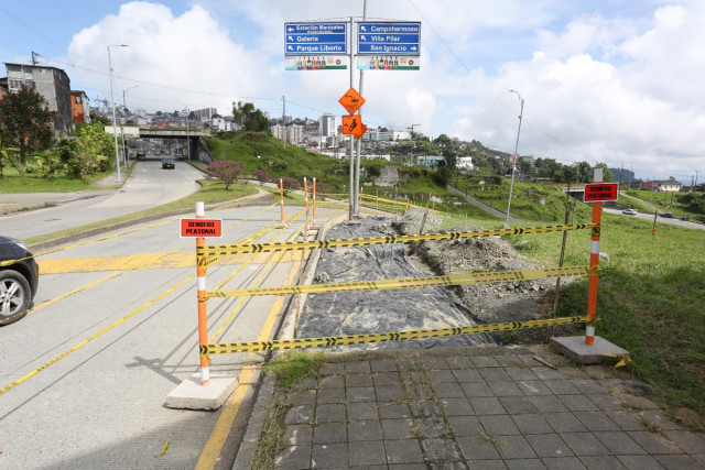 El barrio San José tiene un sendero peatonal en la vía mientras se ejecutan las obras.