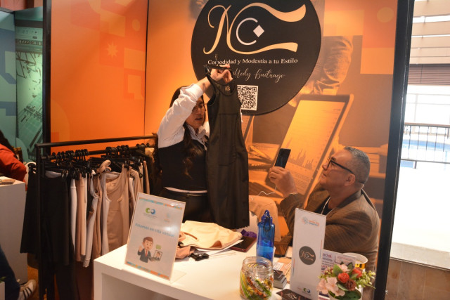 Video: 300 empresas se reúnen en Manizales para un festín comercial, vea cinco historias de éxito Luz Nedy Buitrago Jaramillo, dueña y creadora de Ned&Co, y su esposo, Rusbel Camelo Morales