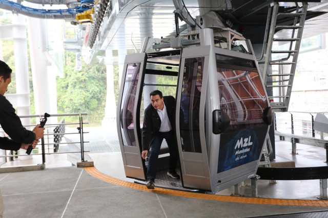 De elefante blanco a mover masas: Manizales encara el cielo con la línea 3 de cable aéreo, celebran ciudadanos Según el alcalde Rojas, en las estaciones Los Cámbulos, Universidades y El Cable faltan pocos detalles de la obra, mientras que en Fátima el avance es del 83%. Anunció la llegada de restaurantes, cafeterías y papelerías a esos puntos.