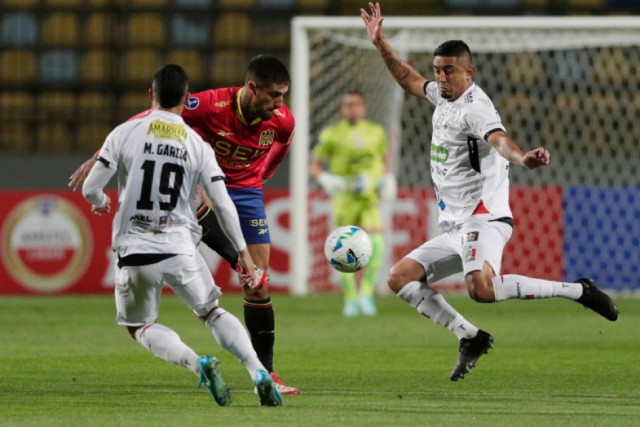 Mateo García (19) fue el tercer jugador mejor valorado de la Copa Sudamericana 2025. Mateo García (19) fue el tercer jugador mejor valorado de la Copa Sudamericana 2025.