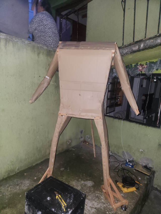 Construcción de la escultura