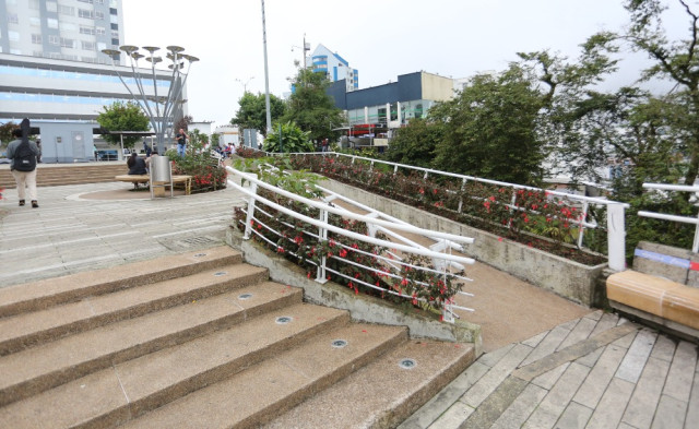 Así luce la glorieta del barrio La Estrella. Desde el martes 13 ya habían desmontado sus figuras.