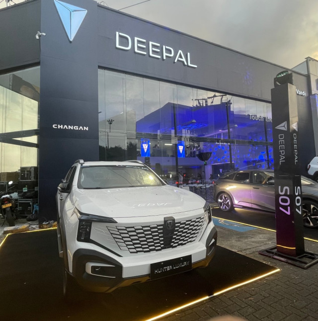 La nueva vitrina de Deepal en el Eje Cafetero está ubicada en la avenida 30 de agosto de Pereira, al frente de la estación de Megacable.