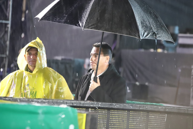 Preocupado por la intensa lluvia