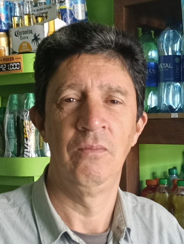 William Ospina, comerciante