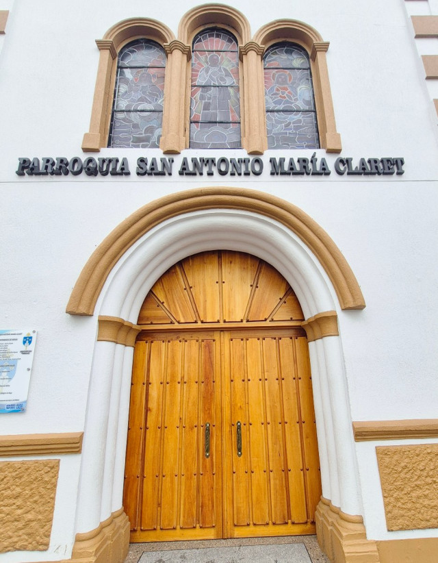 Parroquia Santa María Claret.