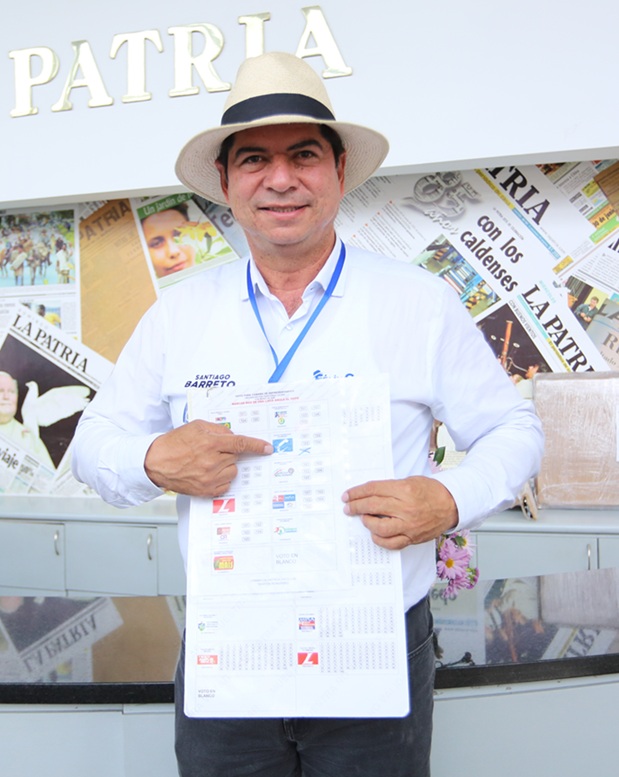 Se convirtió en un tarjetón andante