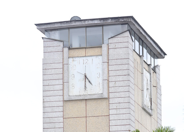 Reloj ubicado en el Palacio de Bellas Artes. Actualmente no funciona.