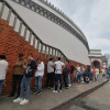Esta es la fila en las taquillas de la Plaza de Toros de Manizales para las novilladas y la corrida de este fin de semana. 