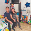 José Alonso Velásquez y su esposa, Adriana Martínez, beneficiarios del subsidio de mejoramiento de vivienda en el barrio San Sebastián.