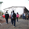 Los estudiantes de La Trinidad, por falta de transporte escolar, retrasaron su hora de ingreso. Desde hace tres semanas deben llegar en moto o a pie.