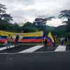 Unos 200 ciudadanos se citaron desde la mañana de este jueves para adelantar un plan tortuga en la vía que conduce de Chinchiná a Santa Rosa de Cabal.