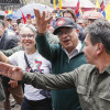 Gustavo Petro durante su llegada a la Plaza de Bolívar en Bogotá este miércoles
