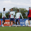  Los jugadores de la selección española Nico Williams, Mikel Oyarzábal y Lamine Yamal, durante el entrenamiento realizado este sábado en su cuartel general de Donaueschingen, donde el combinado prepara el partido de la final de la Eurocopa 2024 que disputarán ante la selección de Inglaterra el próximo domingo en el Olympiastadion de Berlín.