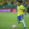 Neymar, el 10 de la selección brasileña, regresa al club Santos.