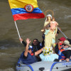 Los habitantes del corregimiento de Arauca (Palestina) se embarcaron con la Virgen del Carmen por las aguas del río Cauca.