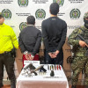 Los detenidos tenían armas de fuego, una granada y radios de comunicación.
