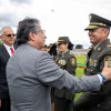 El presidente Gustavo Petro y el general Edwin Urrego, en Bogotá, el 18 de diciembre del 2024.