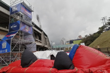 Este es el Bag Jump de la Feria de Manizales. Es un salto extremo que temporalmente está fuera de servicio por presentar fallas técnicas. Una menor de edad se lesionó.