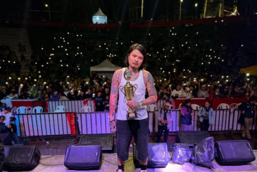 12 raperos se sacaron chispas en la nublada tarde de este miércoles (7 de enero), en la Feria de Manizales. Chang se consagró y elogió al público de la capital caldense.