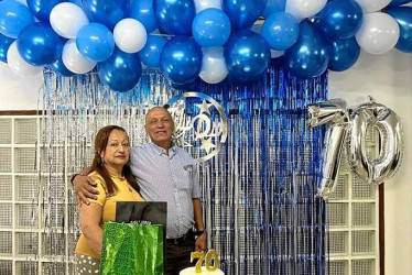 Foto | Archivo Particular | LA PATRIA A Gilberto Ocampo su esposa, Clara Eugenia Echavarría, le celebró su cumpleaños con una reunión familiar.