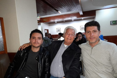 Foto | Argemiro Idárraga | LA PATRIA Cristian David Zapata Granada, Octavio Zapata Ospina y Paulo Andrés Zapata Granada.