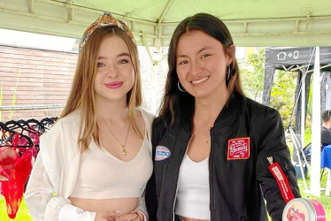 Fotos | Cortesía Universidad Autónoma | LA PATRIA Sara Aguirre y María José Arias.