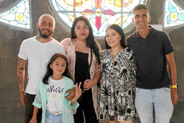 Fotos | Argemiro Idárraga | LA PATRIA  Sebastián Salazar, Johanna Duque, Lisbeth Beltrán, Cristian Cardona y Luciana Cardona, visitantes de Medellín.