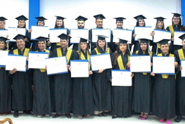 Fotos | Cortesía | LA PATRIA Graduados del pregrado de Administración Pública Territorial en Manizales.