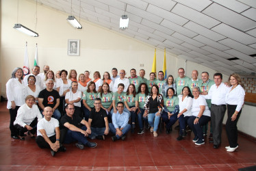 Fotos | Argemiro Idárraga | LA PATRIA Grupo de egresados asistentes.