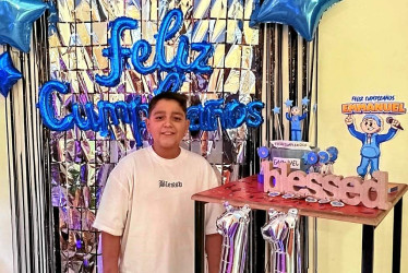 Emmanuel Cortés Zuluaga cumplió 11 años y lo celebró con temática del cantante Blessed.