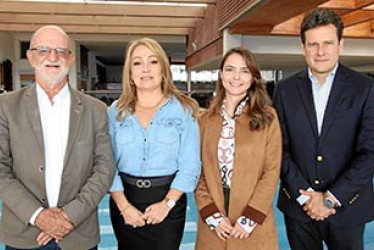 Fotos | Argemiro Idárraga | LA PATRIA Henry Gutiérrez Ángel, gobernador de Caldas; Paula Andrea Cristancho, Deisy Alzate y José Andrés Duarte, presidente Nacional de Cotelco.