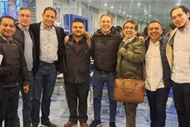 Foto | Rubén Darío López | LA PATRIA Víctor Hugo Mancera (Idecut), Wílder Román (Banda Departamental del Huila), Juan Pablo Noreña (Banda Municipal de Pereira), Osvaldo León (Banda Sinfónica de Cundinamarca), Rubmarth López Toro (Banda Municipal de Manizales), Guillermo Gordillo (Banda de Santander), Jorge Enrique Sossa (Coordinador del grupo de música del Plan Nacional de Música para la Convivencia), Germán Hernández (Banda Nacional de Colombia), Miguel Santiago López (Banda departamental del Valle), y Car