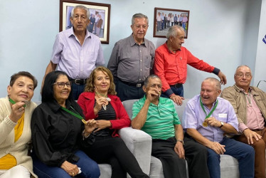 Floralba Castrillón, Aracelly Hoyos, Gloria Herrera, Gabriel Gómez, César Augusto González, Ramiro Rodas, Arturo Otálvaro, Emilio Montes y Luis Alberto Rodas.
