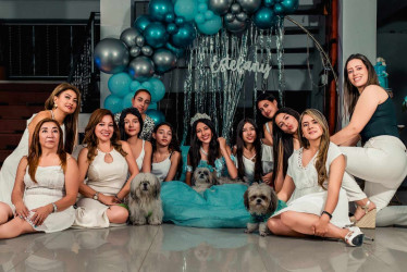 Luz Marina Guastar, Betty Cárdenas, Andrea Román, Salome López, Melany Henao, Estefany Cárdenas, Mariana Grisales, Laura Henao, Sara Daniela Castaño, Jakeline Román Y Jeniffer Ramírez