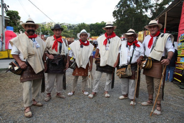 Ariel Florez, José Jesús Jurado, Jorge Serna, Víctor Patiño, Hernán Patiño y Elkin Castillo.