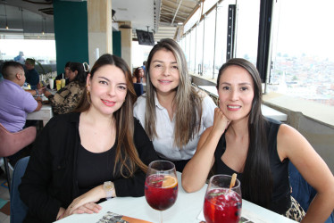 Diana Arias Valencia, Tatiana Ramírez Tabares y Zulay Guevara Castellanos.
