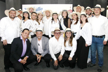 Fotos | Argemiro Idárraga | LA PATRIA Grupo de funcionarios de la Alcaldía de Aguadas.