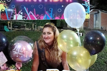 Amigos y familiares procedentes de Pensilvania (Caldas) y de Manizales celebraron el cumpleaños de Manuela García Castaño en un sitio campestre de Manizales.